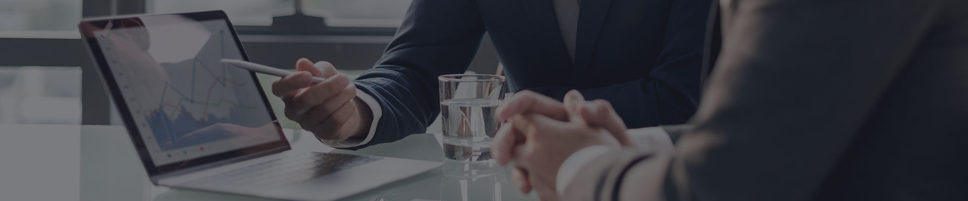 Đội ngũ của chúng tôi 1 pheader team